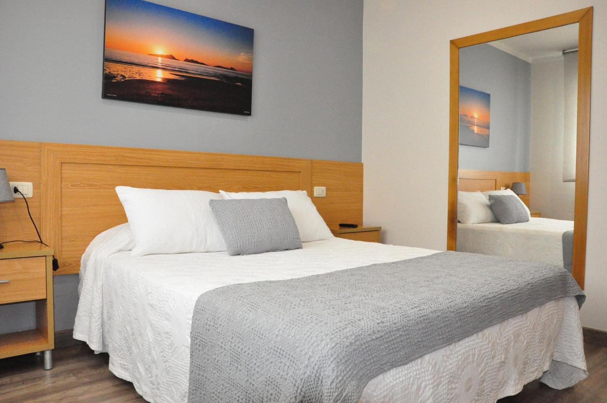 Hostal Paz Gondomar Luaran gambar